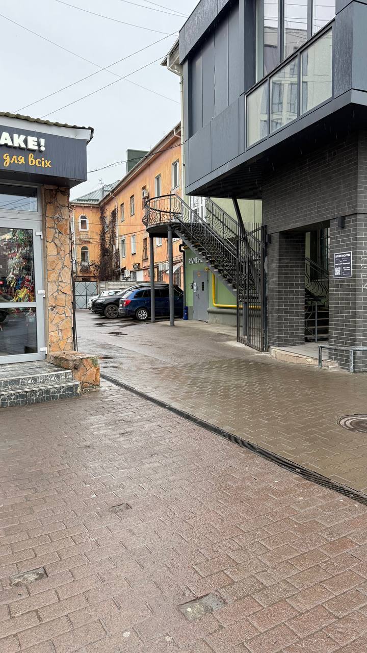 Продаж 3-кімнатної квартири 82 м², Соборна вул., 19-21