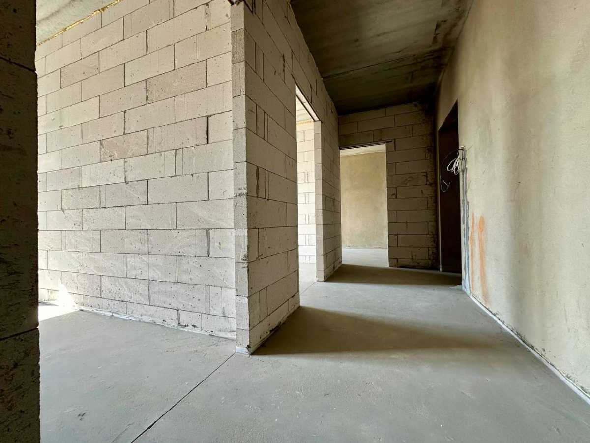 Продаж 2-кімнатної квартири 52 м², Святопетрівського, 34