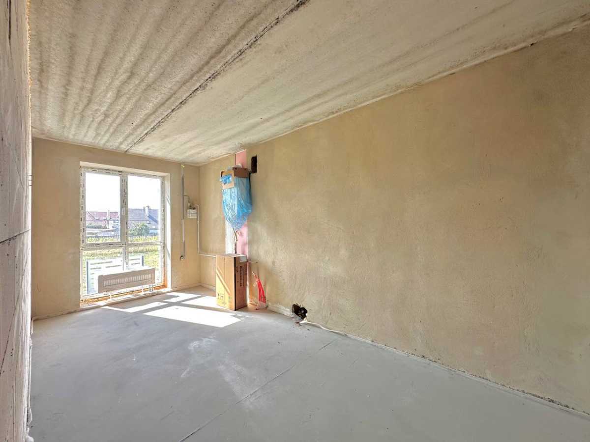 Продаж 2-кімнатної квартири 52 м², Святопетрівського, 34