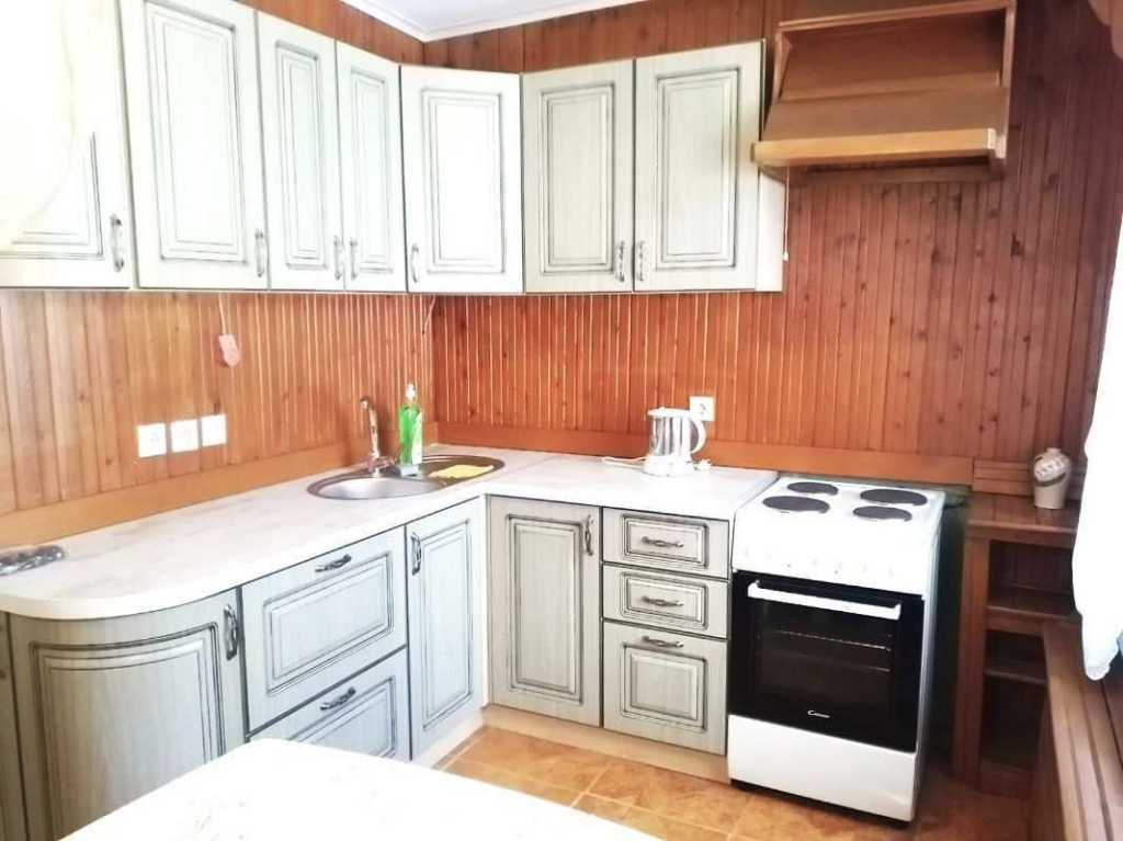 Оренда 3-кімнатної квартири 70 м², Славгородська вул., 10
