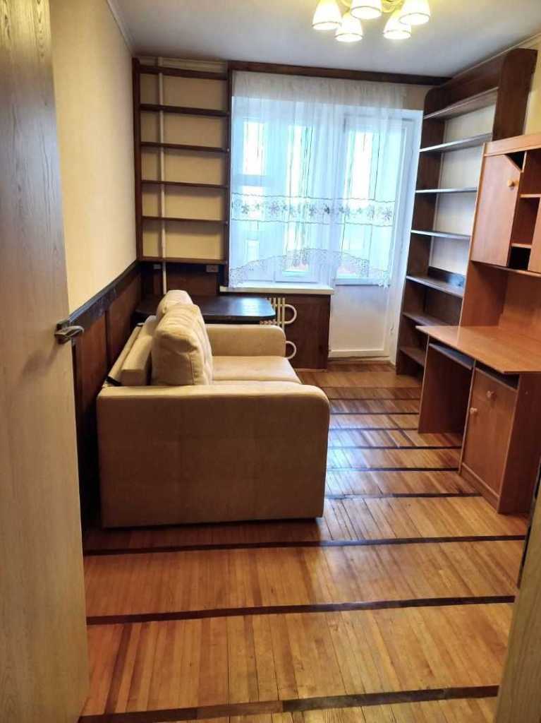 Оренда 3-кімнатної квартири 70 м², Славгородська вул., 10