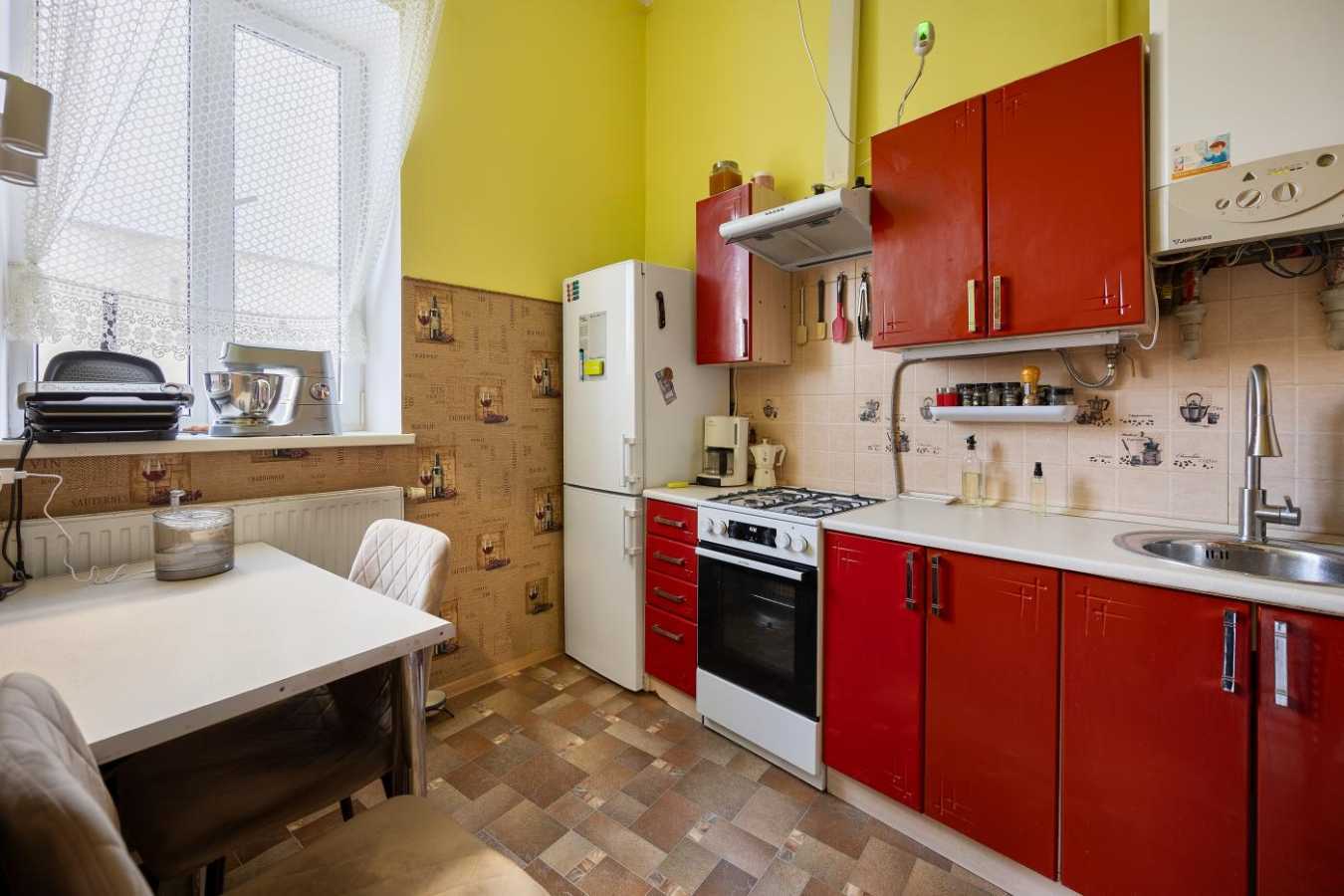 Продажа 2-комнатной квартиры 46 м², Лазнева