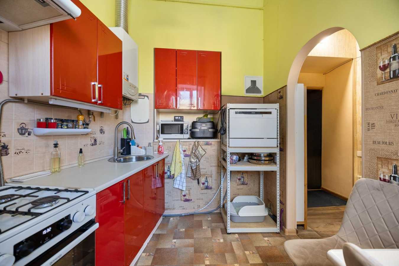 Продажа 2-комнатной квартиры 46 м², Лазнева