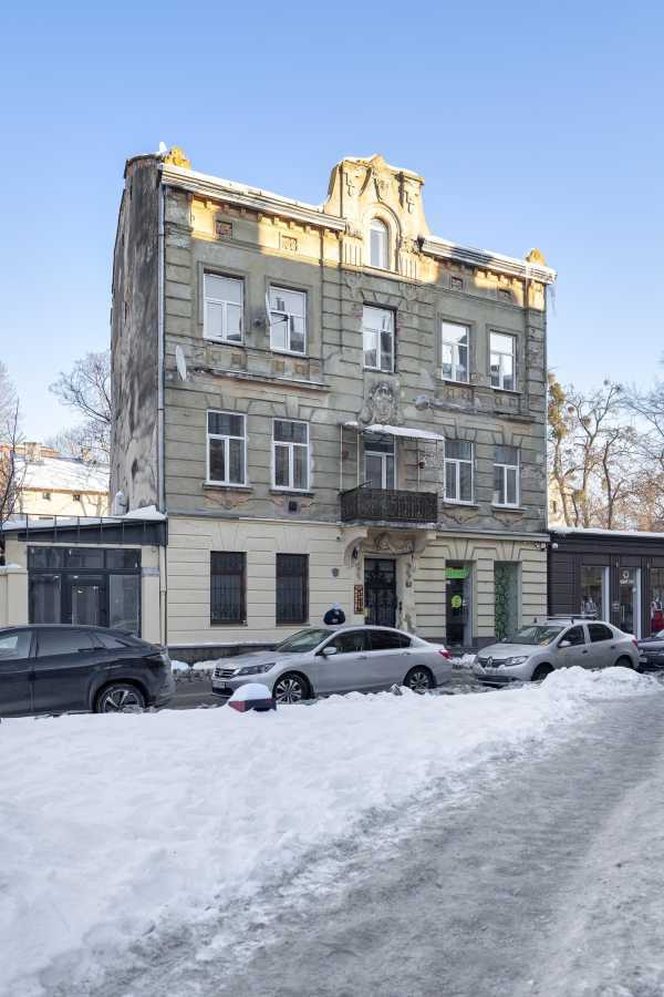 Продажа 2-комнатной квартиры 46 м², Лазнева