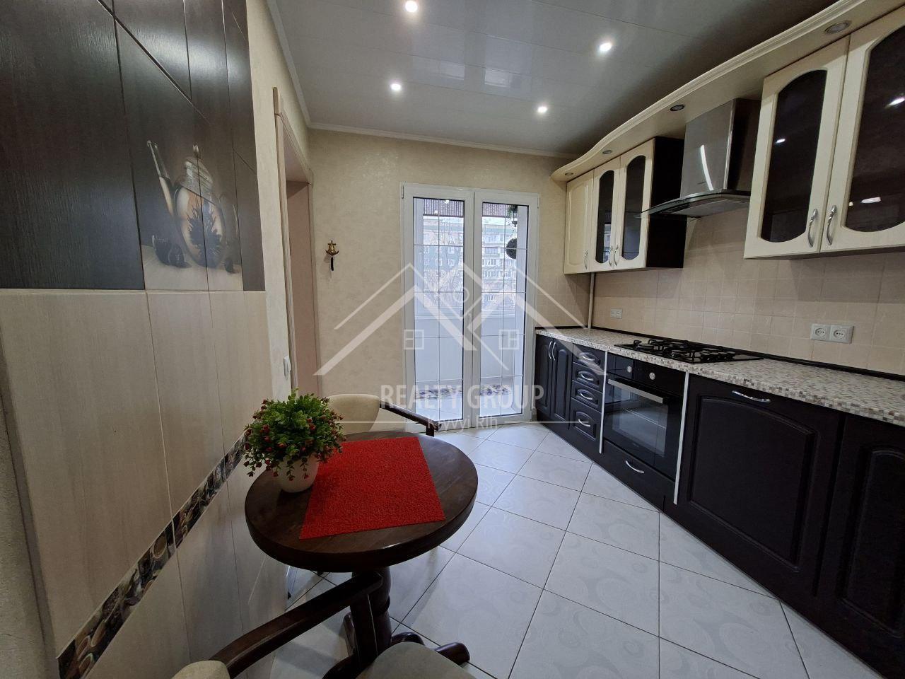 Продажа 3-комнатной квартиры 68 м², Горняцкий мкрн ул.