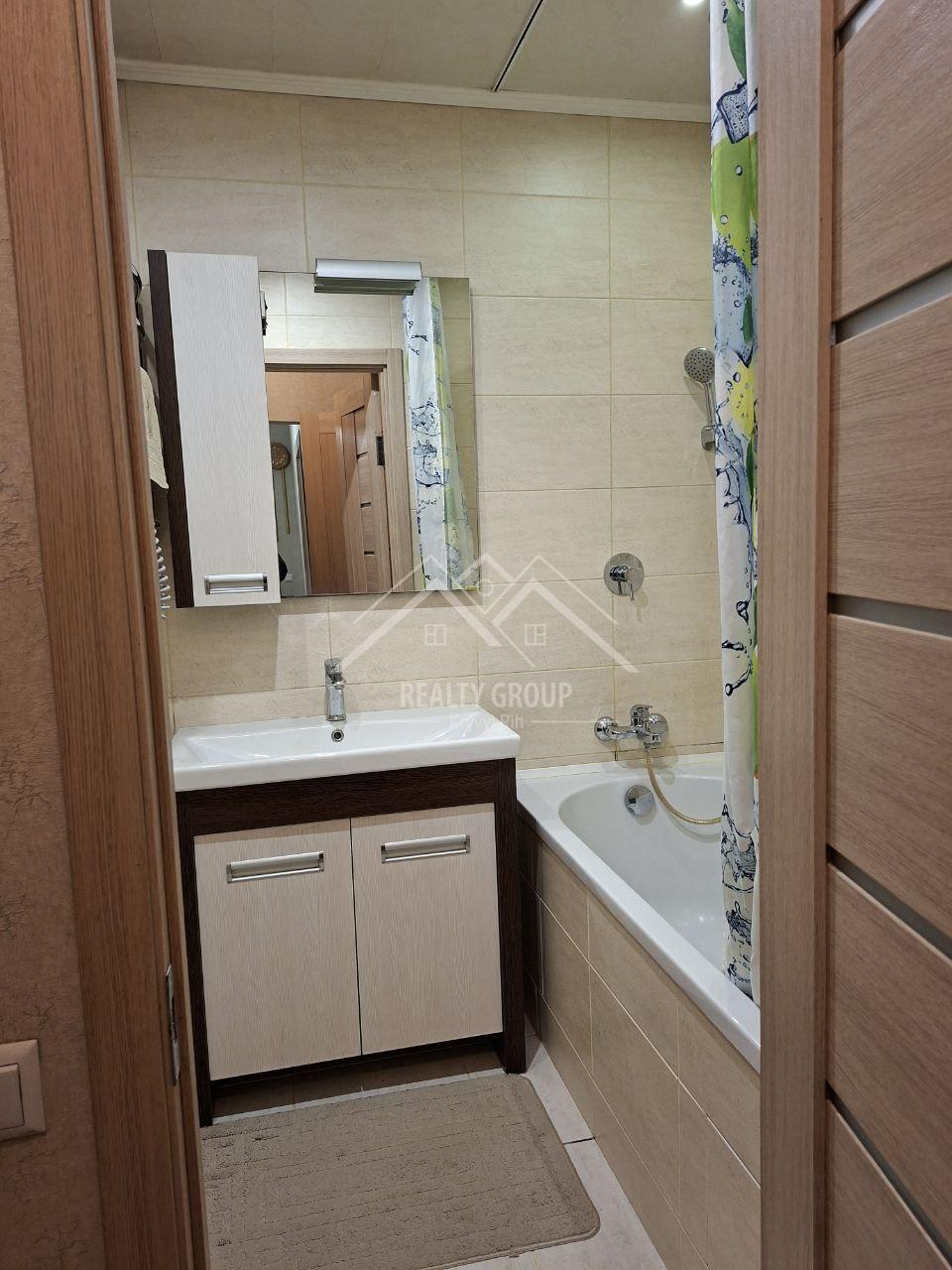 Продажа 3-комнатной квартиры 68 м², Горняцкий мкрн ул.