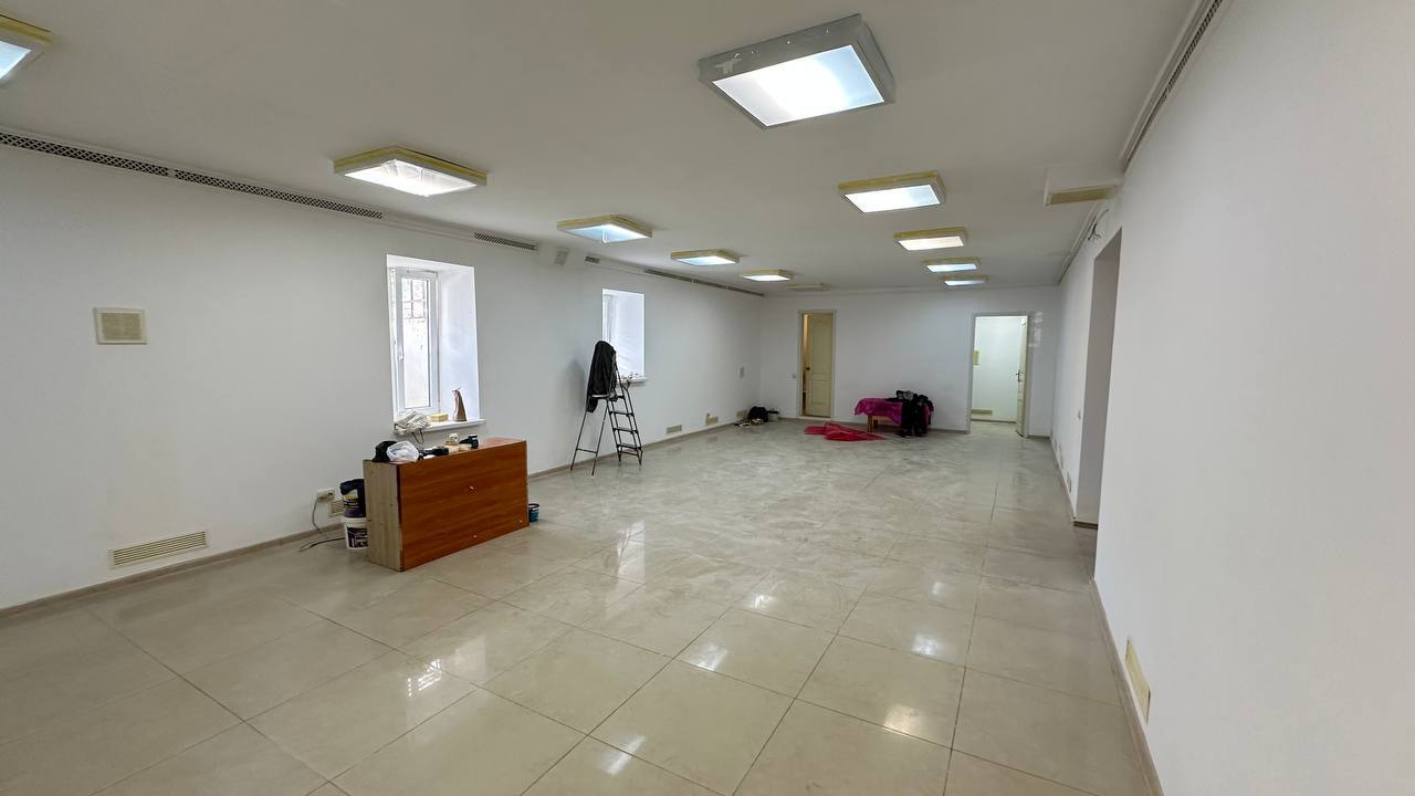 Аренда помещения свободного назначения 140 м², Петра Григоренко просп., 3