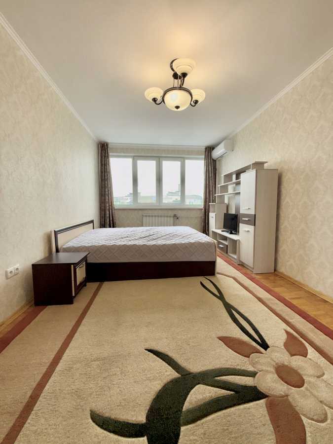 Продаж 1-кімнатної квартири 35 м², Шолом-Алейхема вул., 8