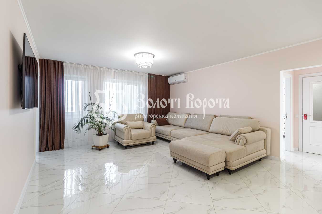 Продаж 3-кімнатної квартири 84.3 м², Приміська вул., 26Б