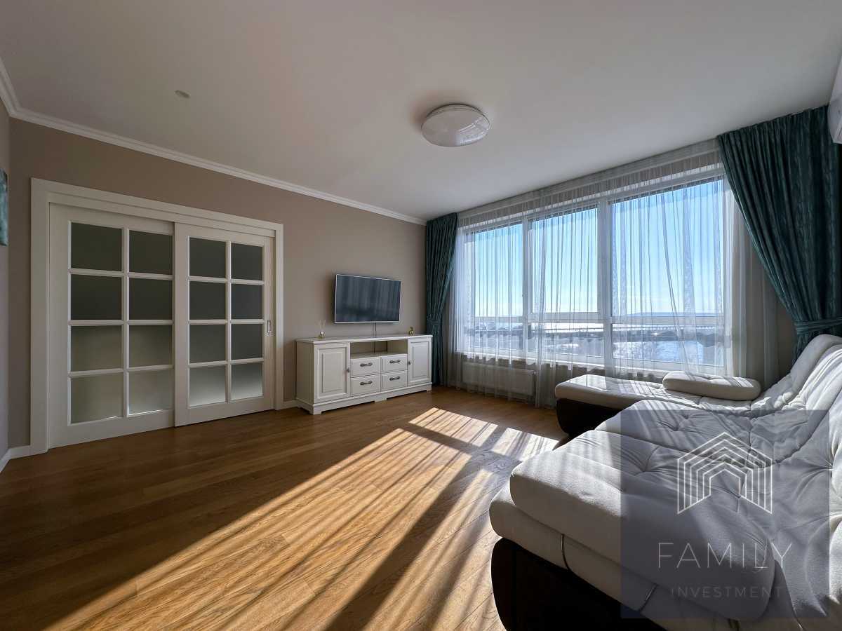 Продаж 2-кімнатної квартири 61 м², Миколи Бажана просп., 1Д/1