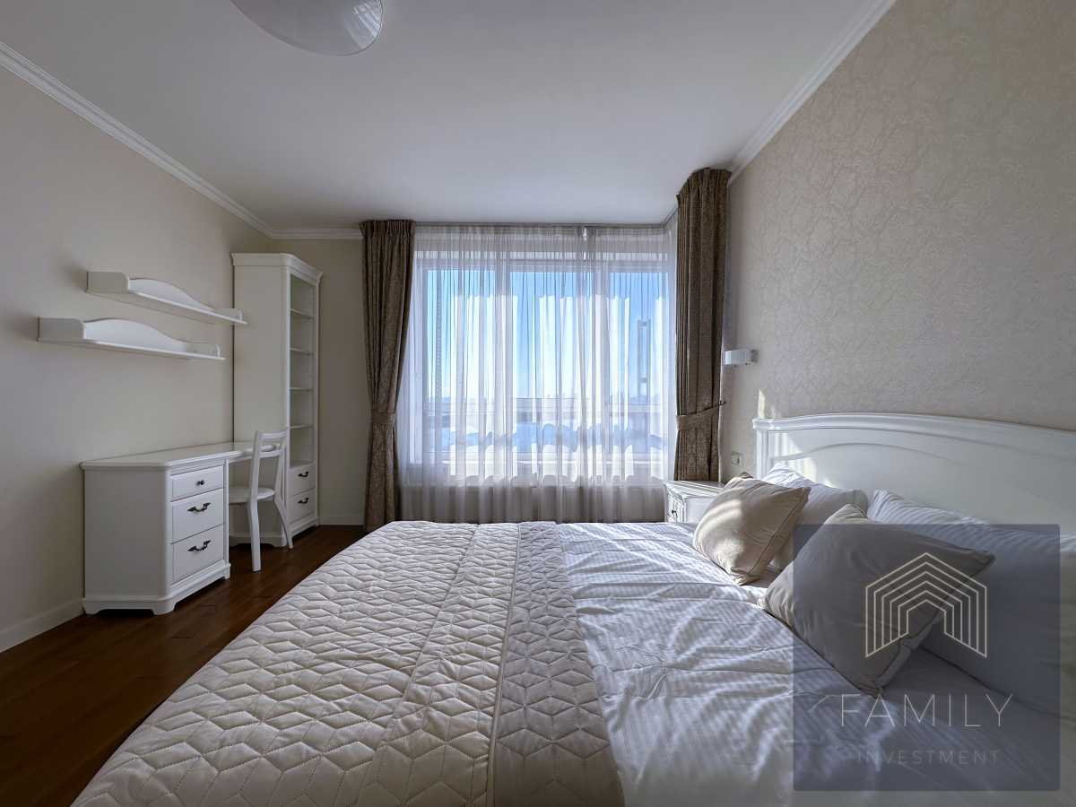 Продаж 2-кімнатної квартири 61 м², Миколи Бажана просп., 1Д/1