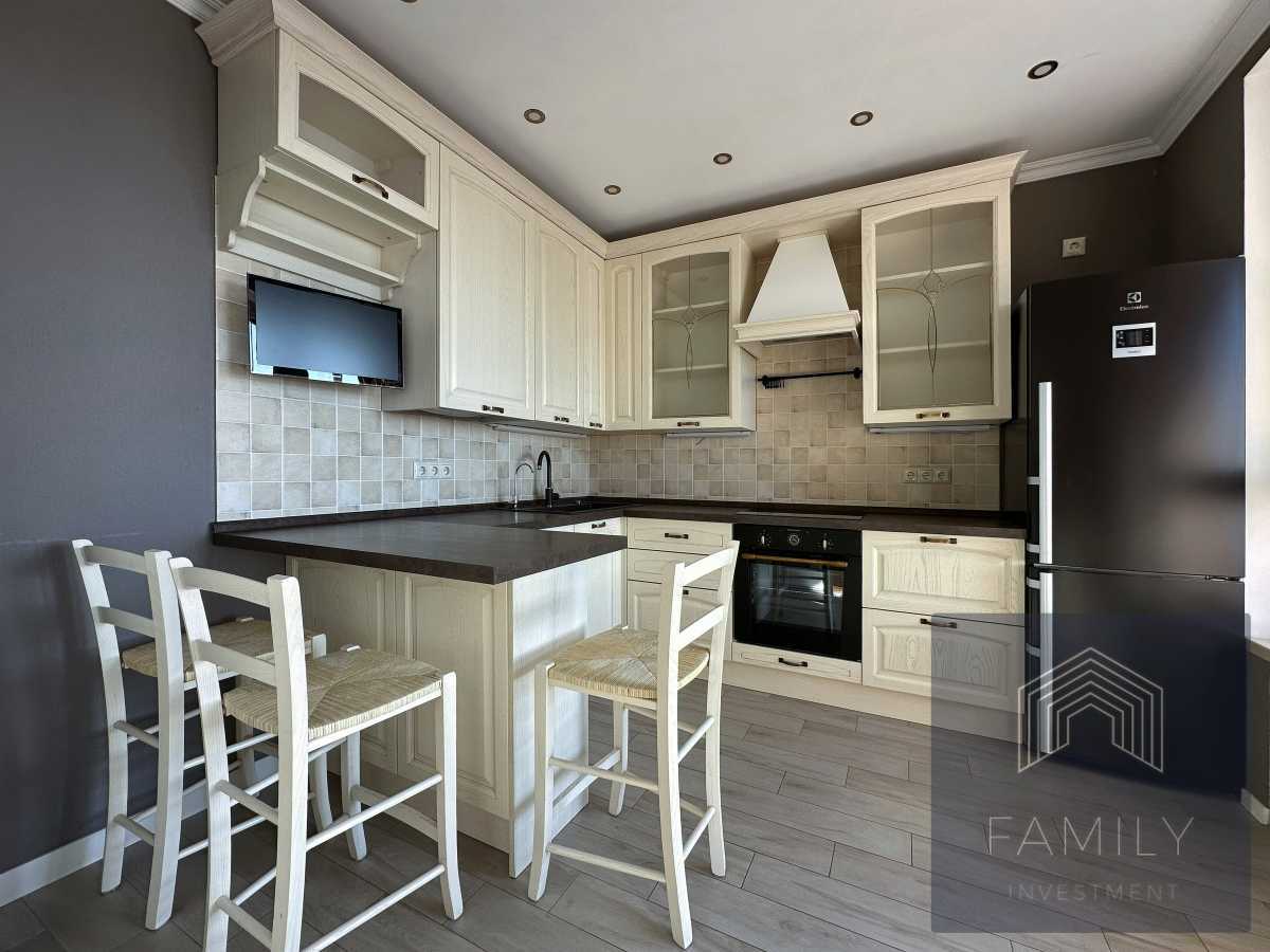 Продаж 2-кімнатної квартири 61 м², Миколи Бажана просп., 1Д/1