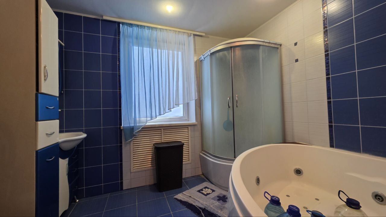 Продажа 3-комнатной квартиры 66 м², Большая Кольцевая ул.