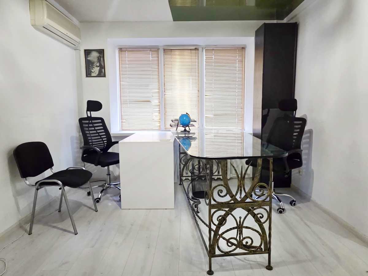 Аренда офиса 30 м², Кловский спуск, 12