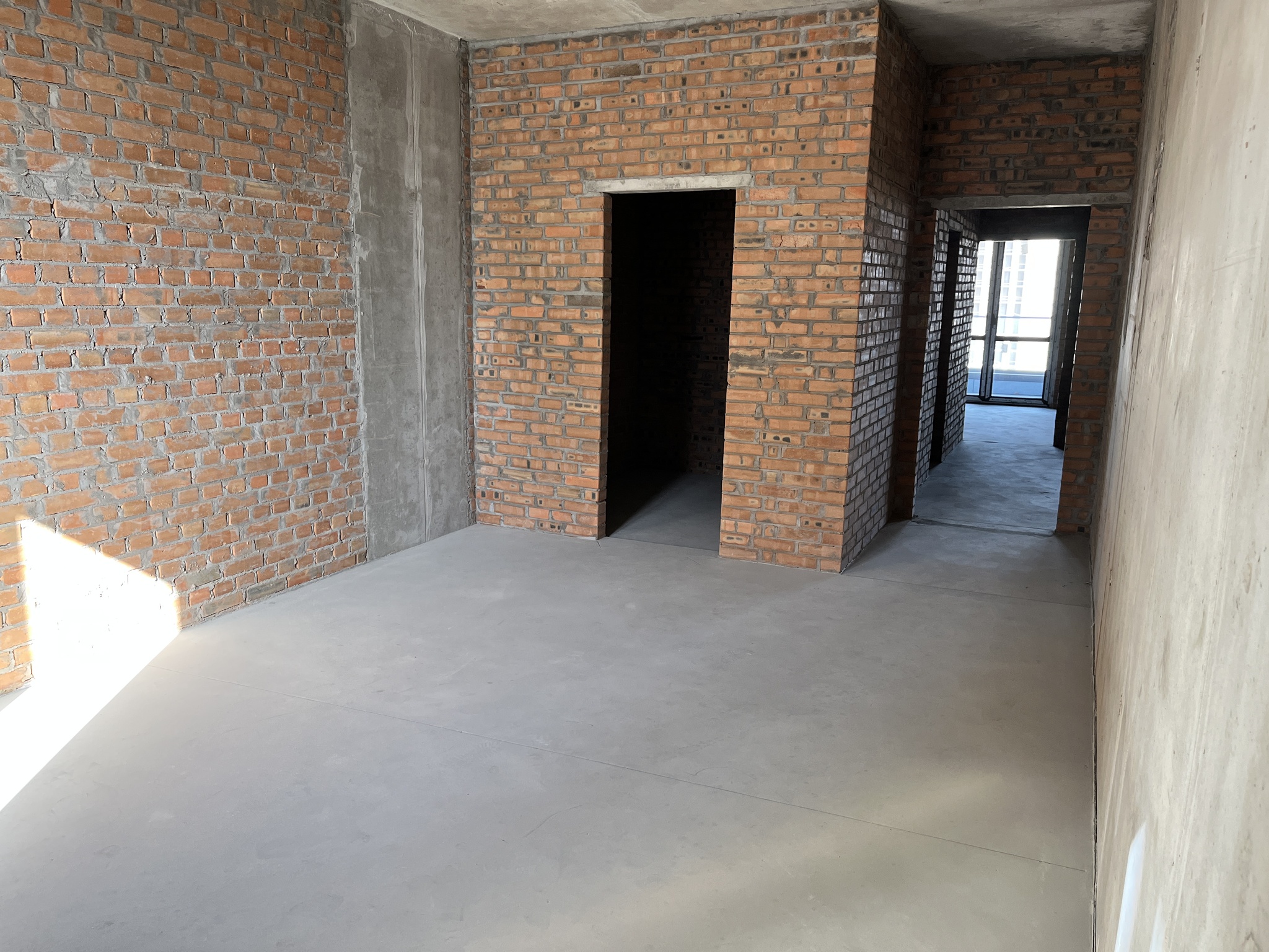 Продажа 5-комнатной квартиры 187.6 м², Берестейський, 42А