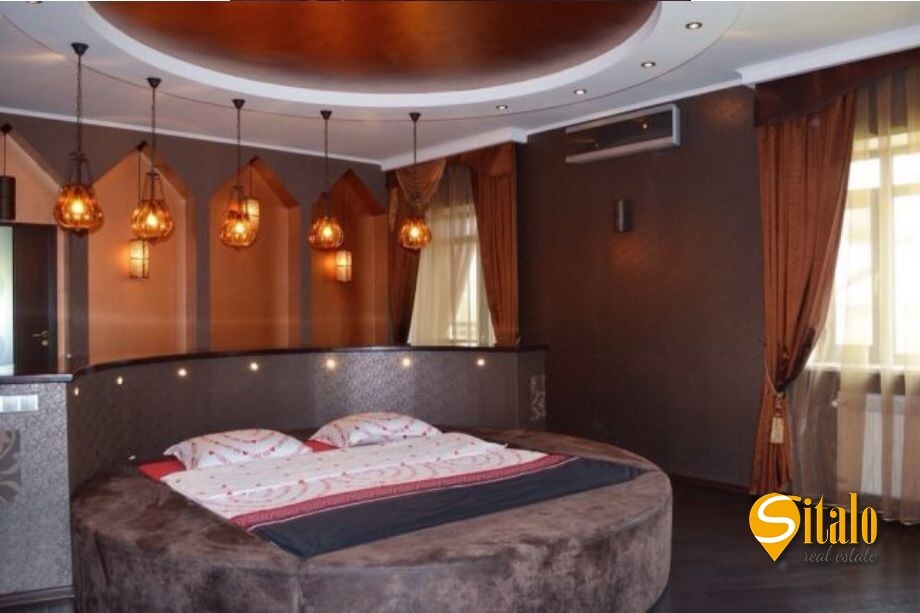 Оренда будинку 420 м², 108-а Садова вул.