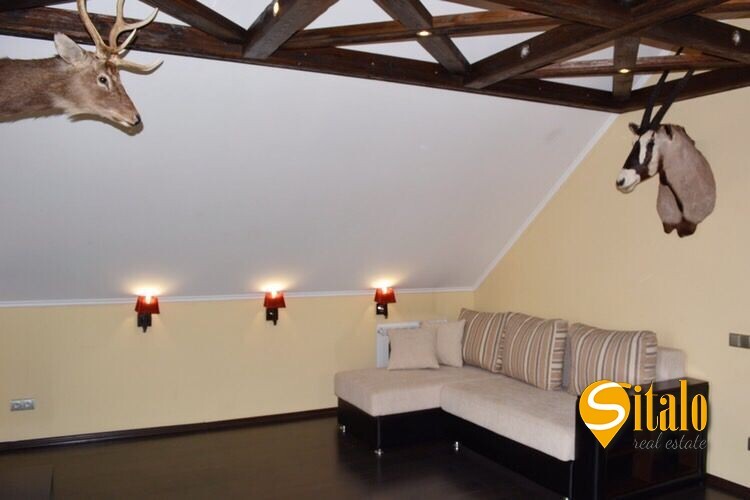 Оренда будинку 420 м², 108-а Садова вул.