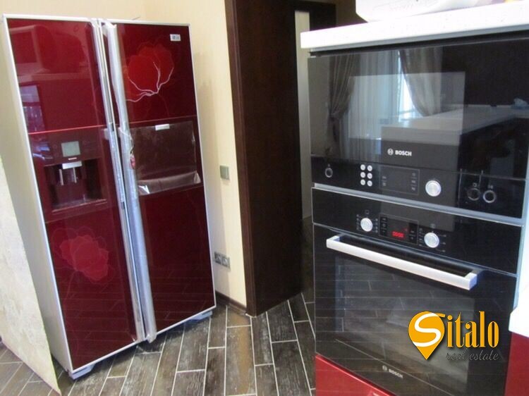 Оренда будинку 420 м², 108-а Садова вул.