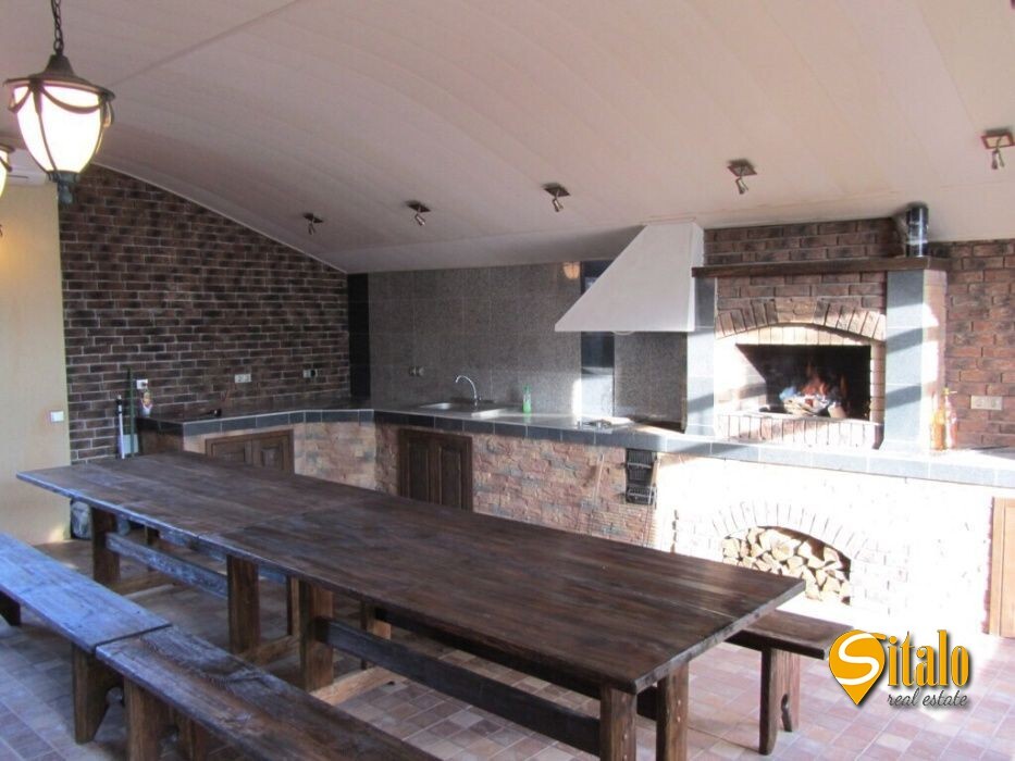 Оренда будинку 420 м², 108-а Садова вул.