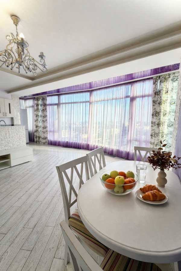 Продаж 1-кімнатної квартири 52 м², Вишгородська вул., 45/4