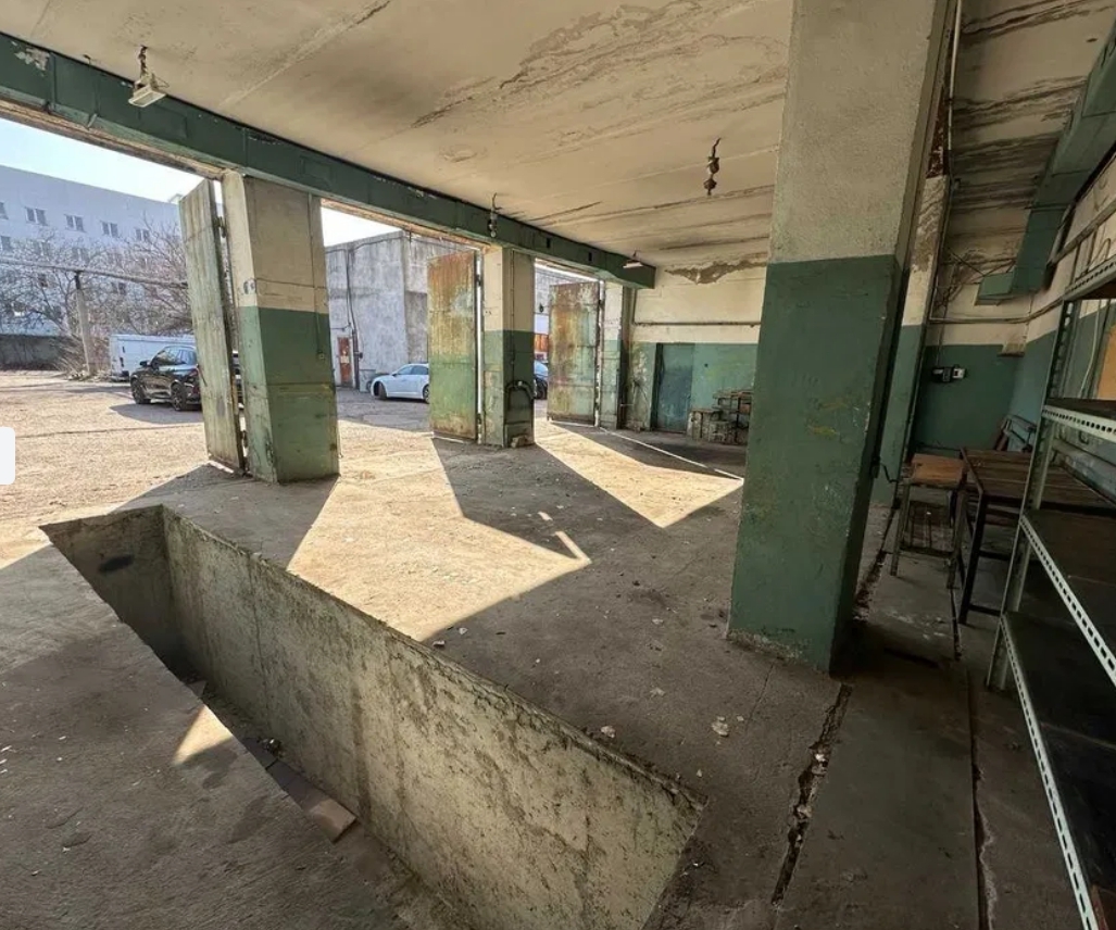 Аренда склада 90 м², Небесной сотни просп.