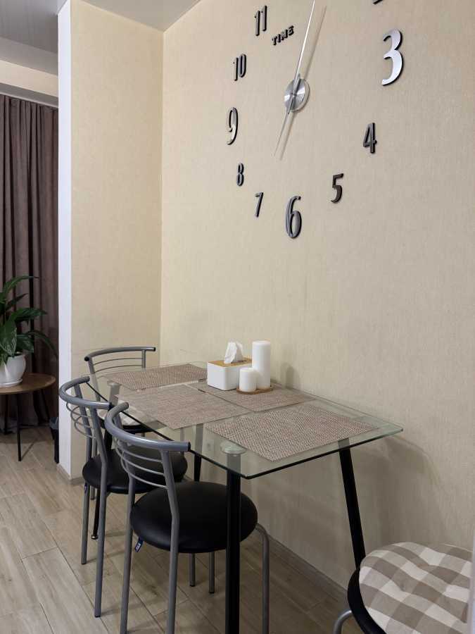 Оренда 1-кімнатної квартири 38 м², Джерельна вул., 12