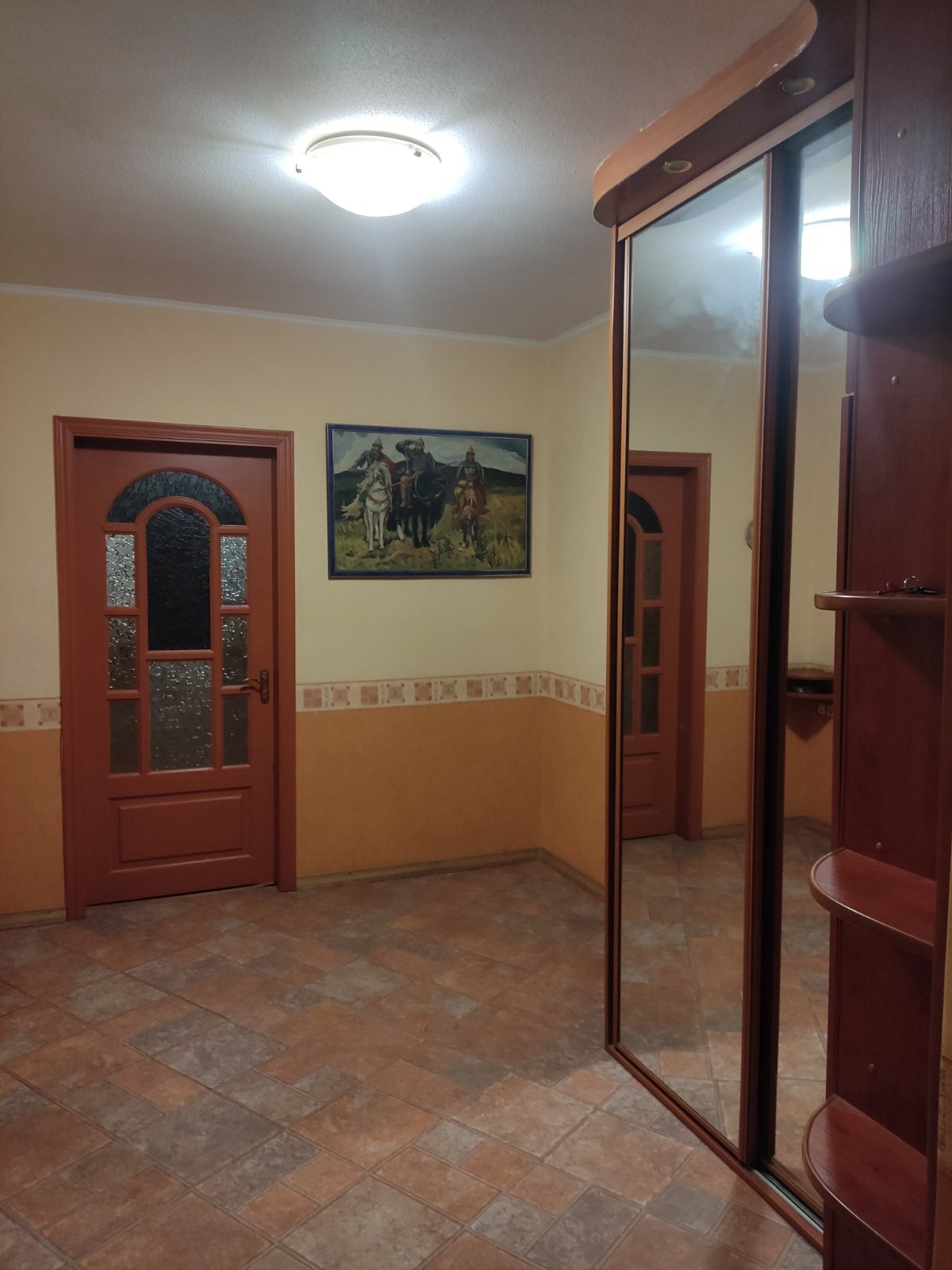 Аренда 3-комнатной квартиры 80 м², Николая Закревского ул.