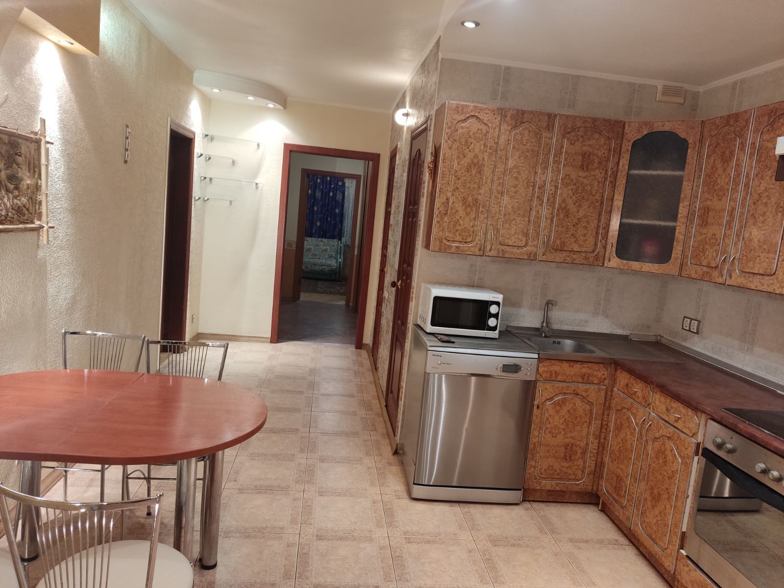 Аренда 3-комнатной квартиры 80 м², Николая Закревского ул.