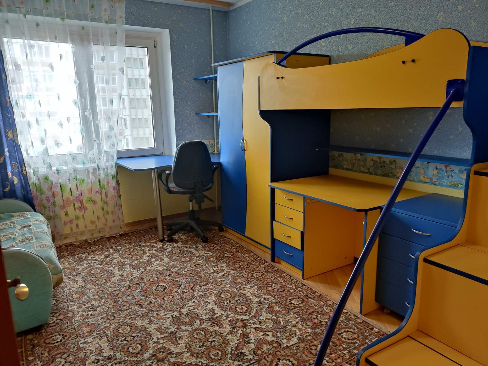 Аренда 3-комнатной квартиры 80 м², Николая Закревского ул.