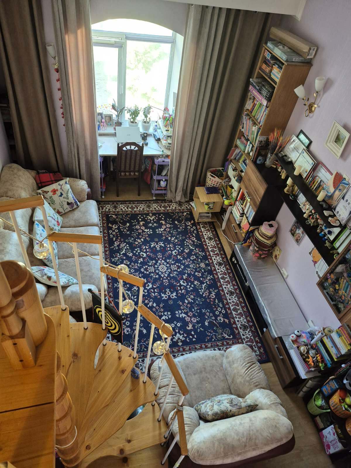 Продаж 2-кімнатної квартири 65.5 м², Лесі Українки вул.