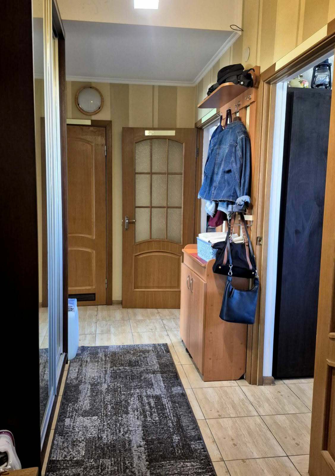 Продаж 2-кімнатної квартири 65.5 м², Лесі Українки вул.