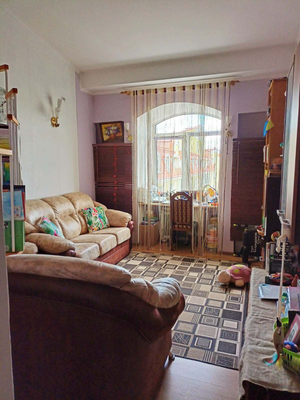 Продаж 2-кімнатної квартири 65.5 м², Лесі Українки вул.