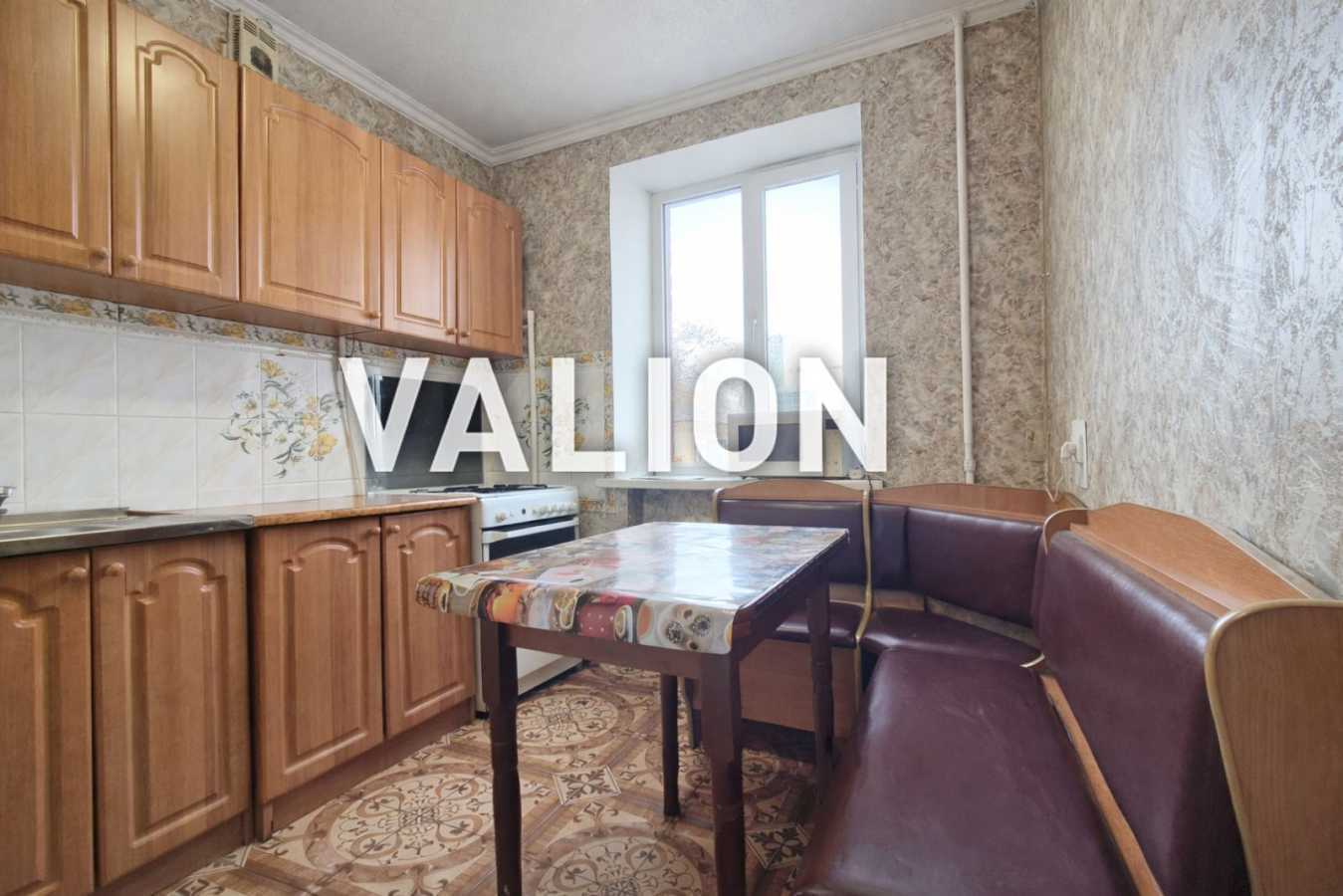 Продаж 3-кімнатної квартири 55.6 м², Новодарницька вул., 23/7