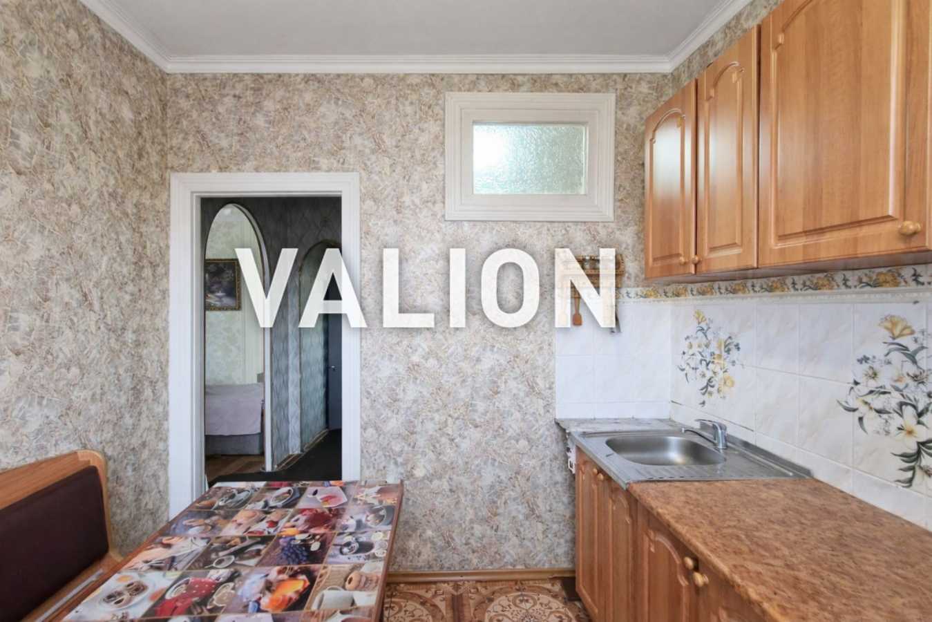 Продаж 3-кімнатної квартири 55.6 м², Новодарницька вул., 23/7