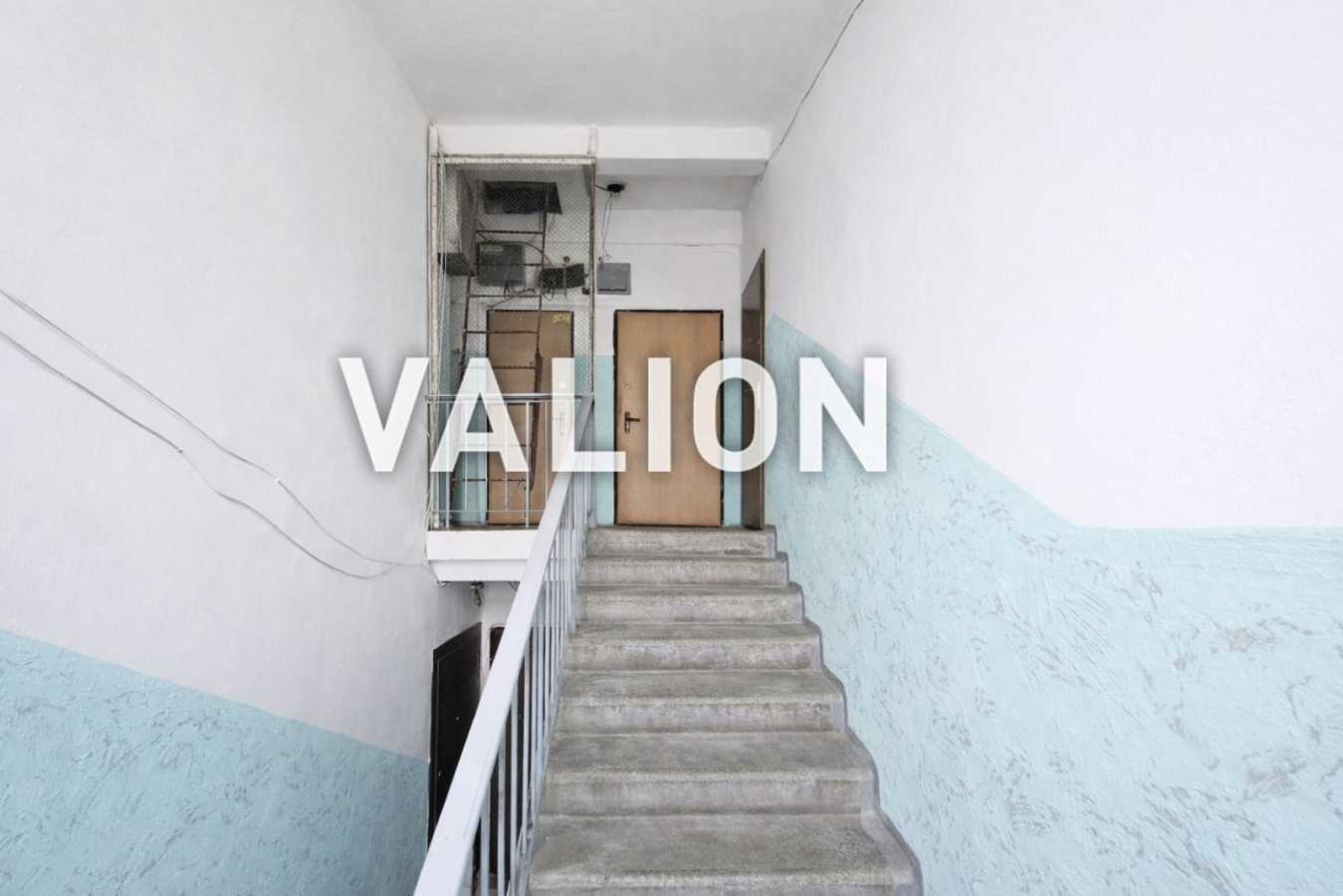 Продаж 3-кімнатної квартири 55.6 м², Новодарницька вул., 23/7