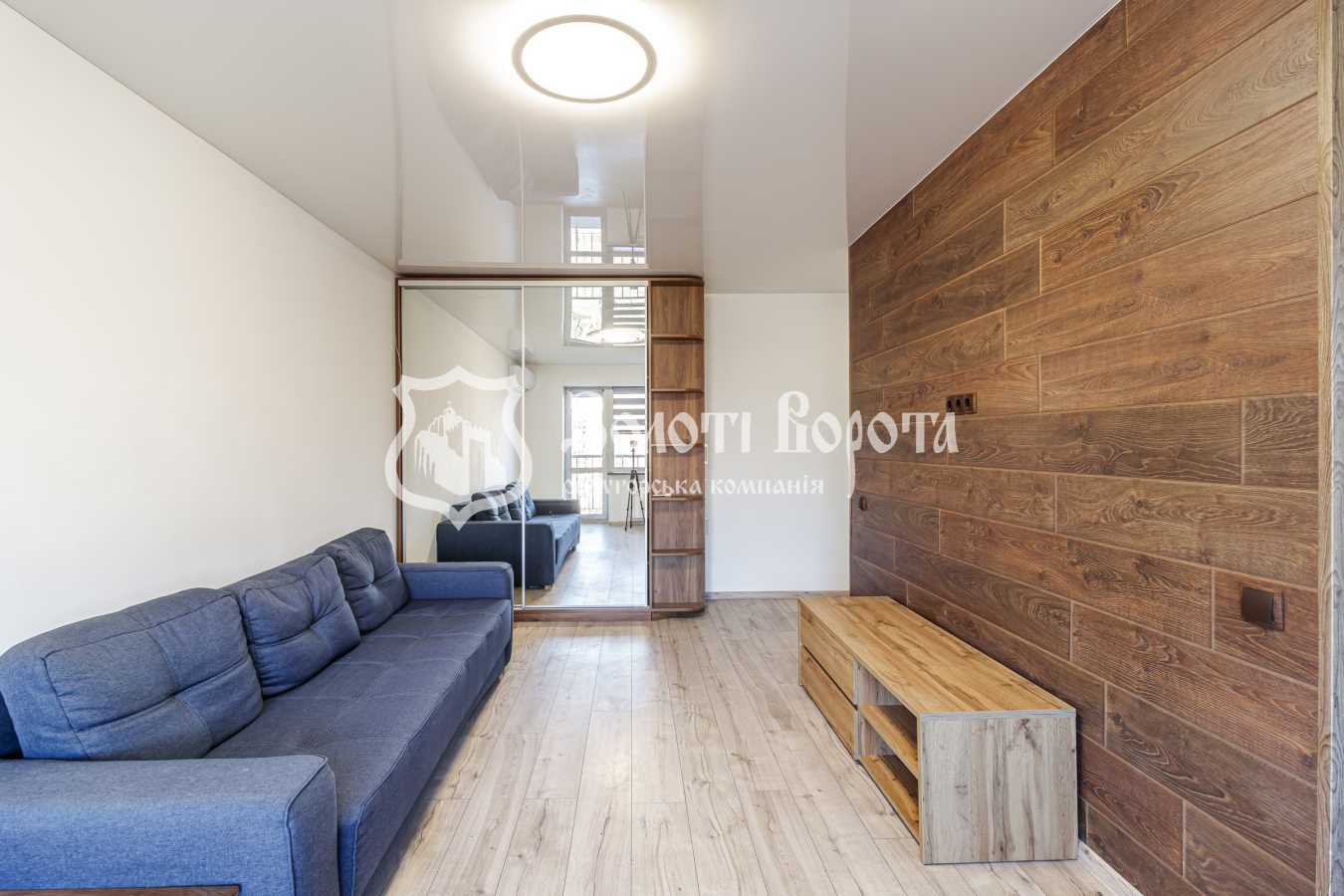 Продаж 1-кімнатної квартири 32.9 м², Кирилівська вул., 115/1