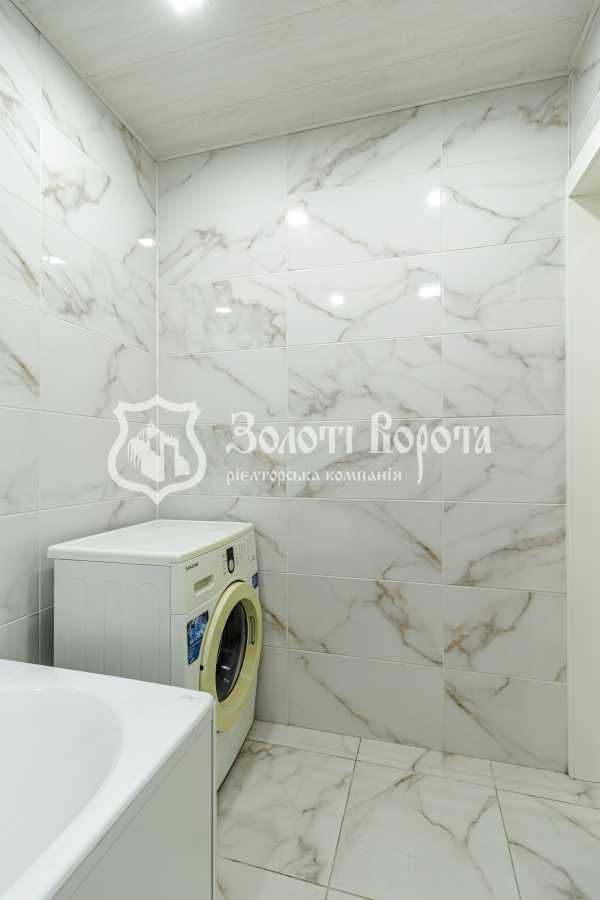 Продаж 1-кімнатної квартири 32.9 м², Кирилівська вул., 115/1