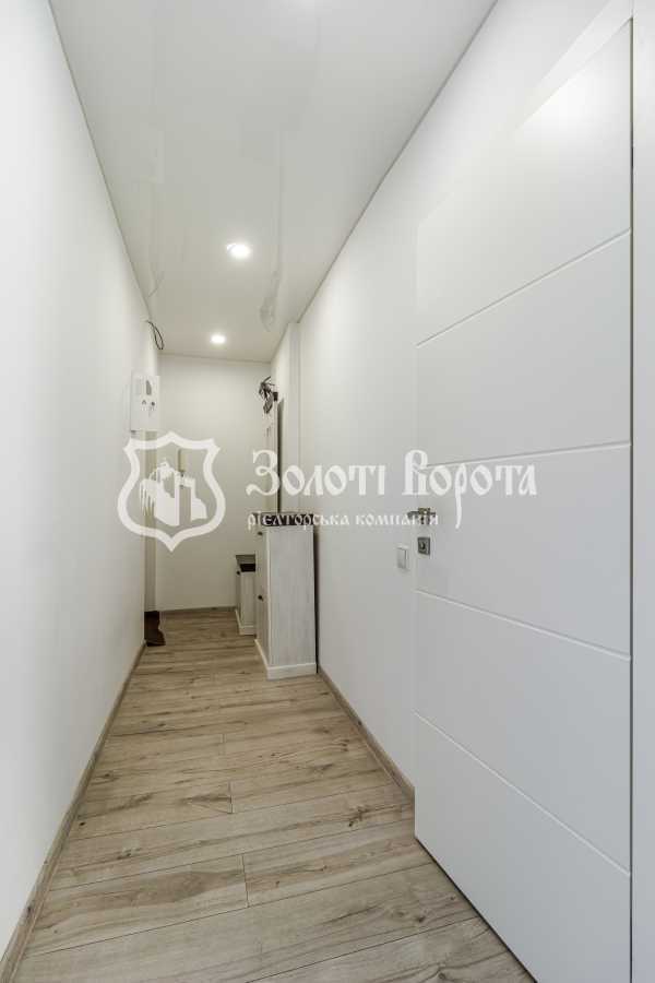 Продаж 1-кімнатної квартири 32.9 м², Кирилівська вул., 115/1