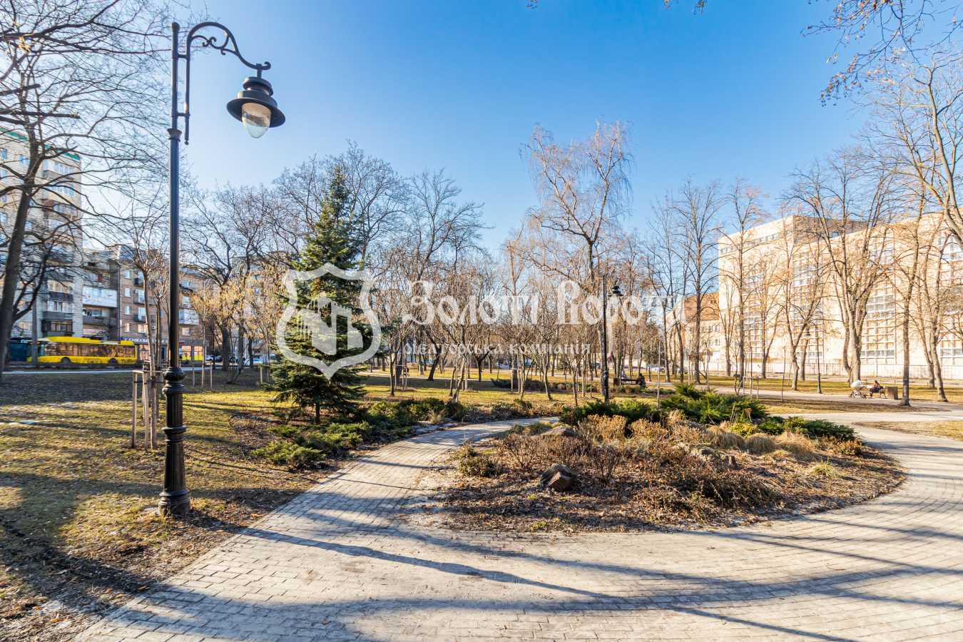 Продаж 1-кімнатної квартири 32.9 м², Кирилівська вул., 115/1