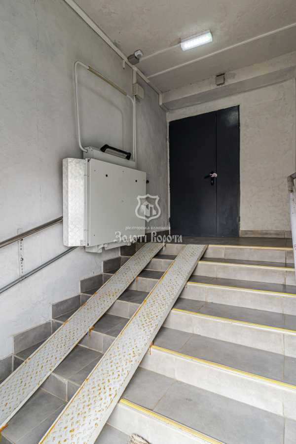 Продаж 3-кімнатної квартири 86.4 м², Анни Ахматової вул., 15