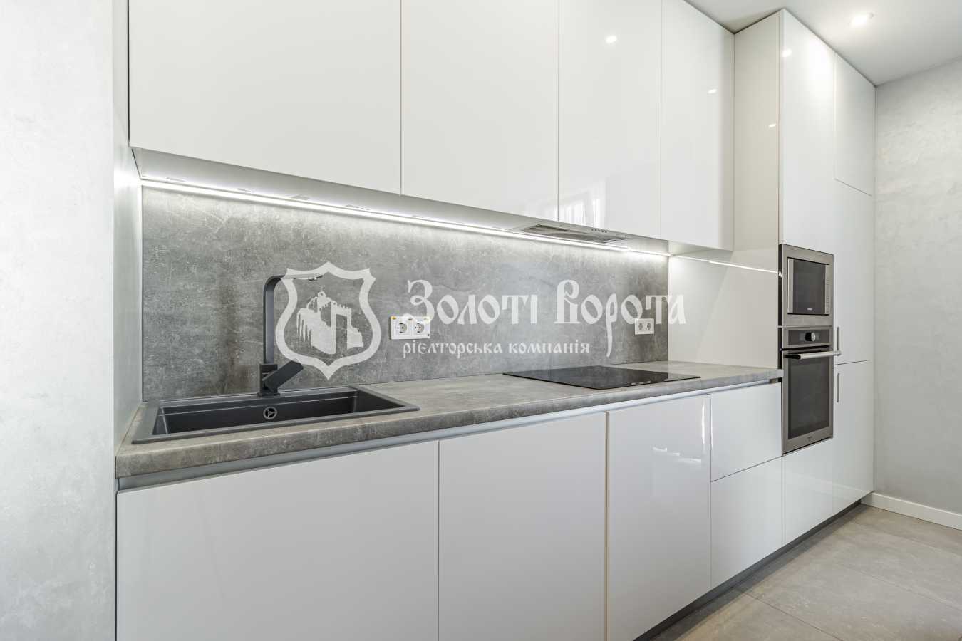 Продаж 3-кімнатної квартири 99.9 м², Олени Пчілки вул., 8