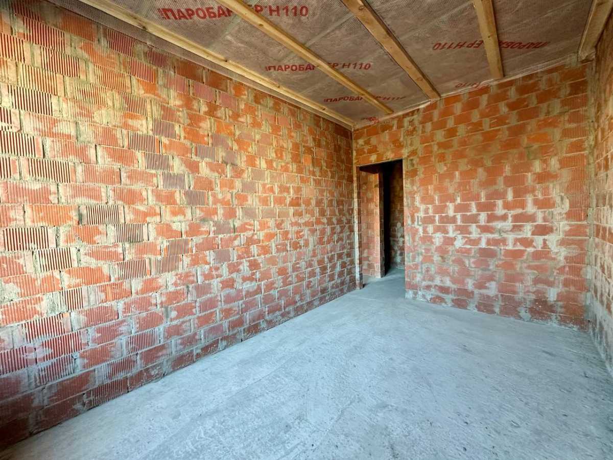 Продаж 3-кімнатної квартири 71 м², Святопетровського вул., 34