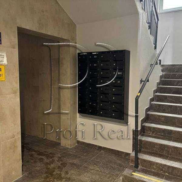 Продаж 2-кімнатної квартири 54 м², Одеська вулиця, 27А