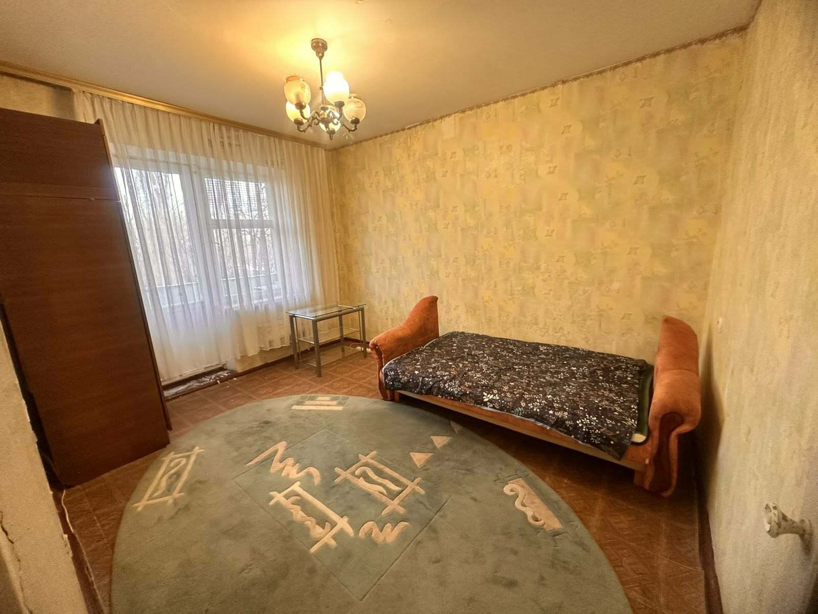 Продаж 4-кімнатної квартири 77 м², Новопрорізна вул.