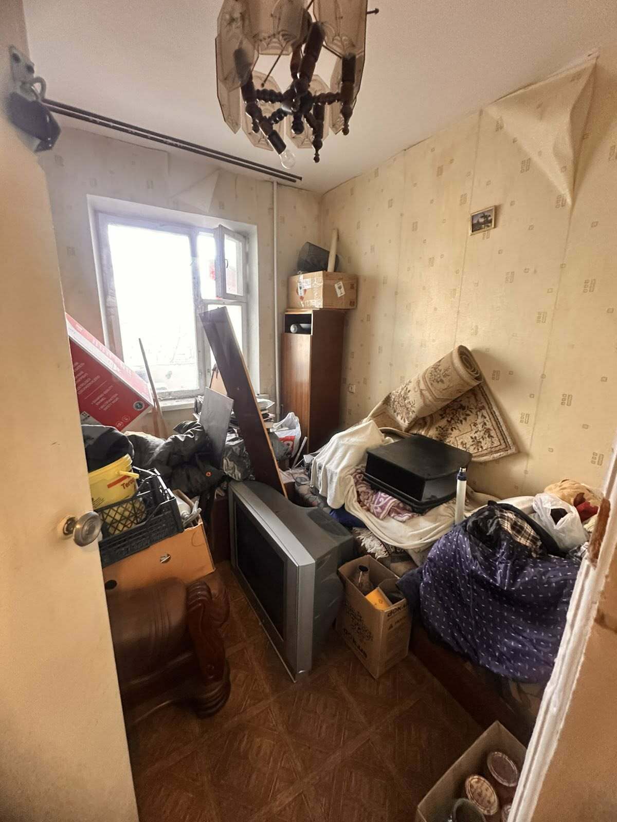 Продаж 4-кімнатної квартири 77 м², Новопрорізна вул.