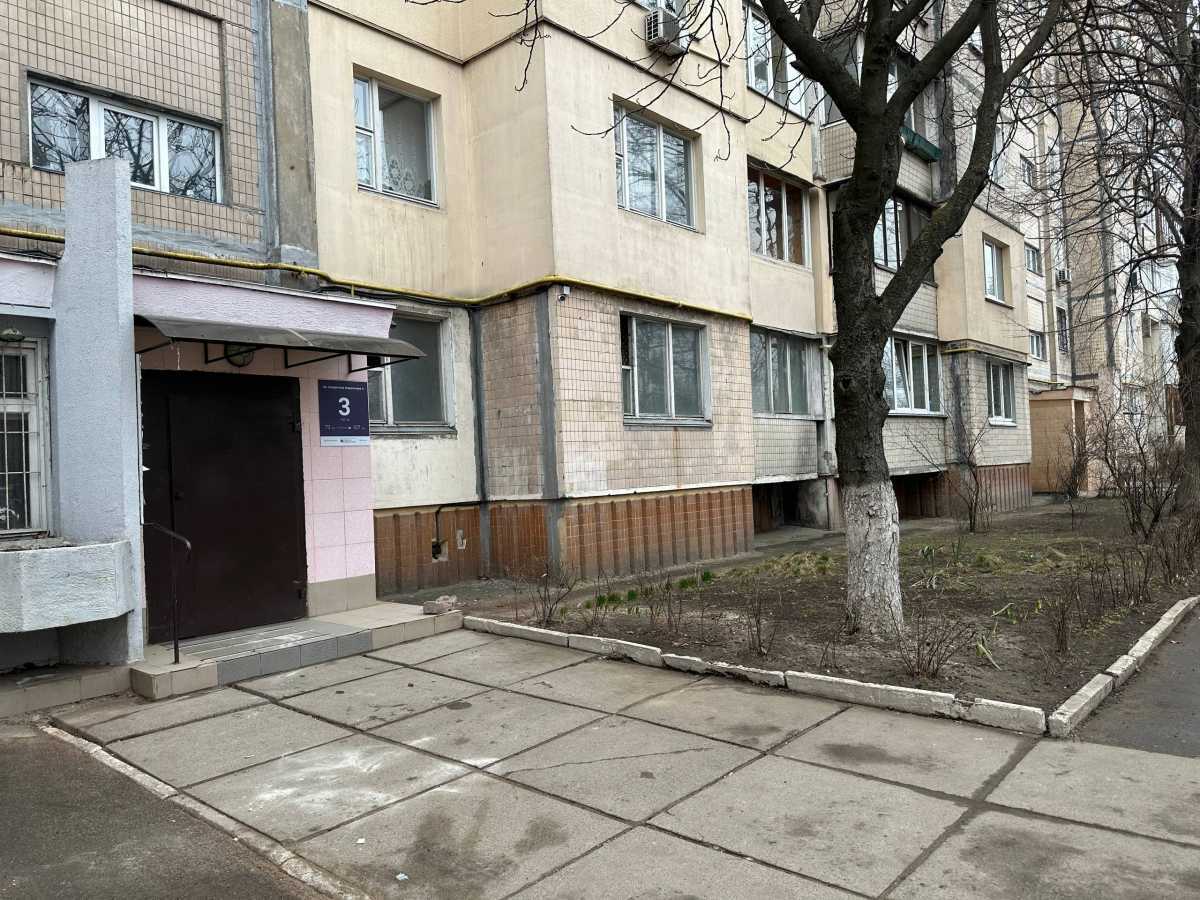 Продажа 3-комнатной квартиры 68 м², Академика Королева просп., 4