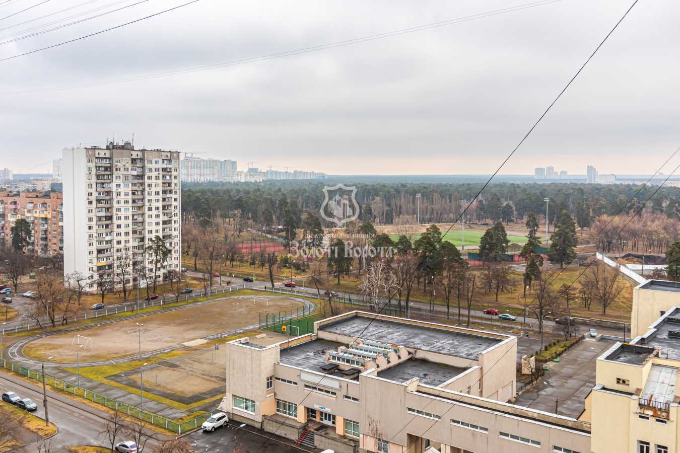 Продаж 3-кімнатної квартири 70.2 м², Севастопольська вул., 19