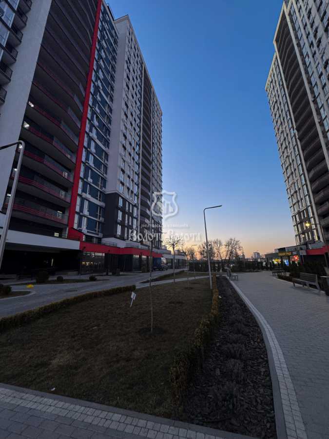 Продаж 1-кімнатної квартири 49.1 м², Канальна вул., 8Г