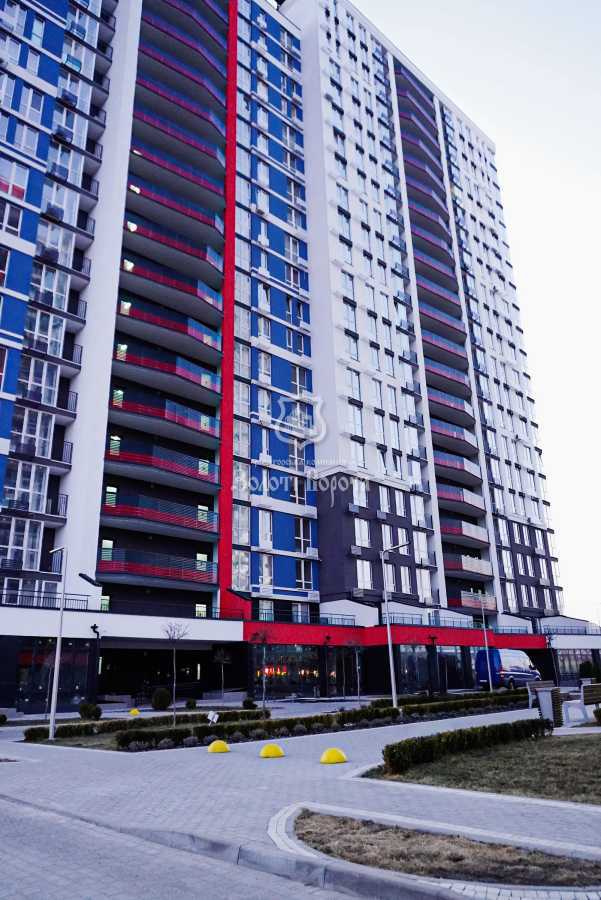 Продаж 1-кімнатної квартири 49.1 м², Канальна вул., 8Г