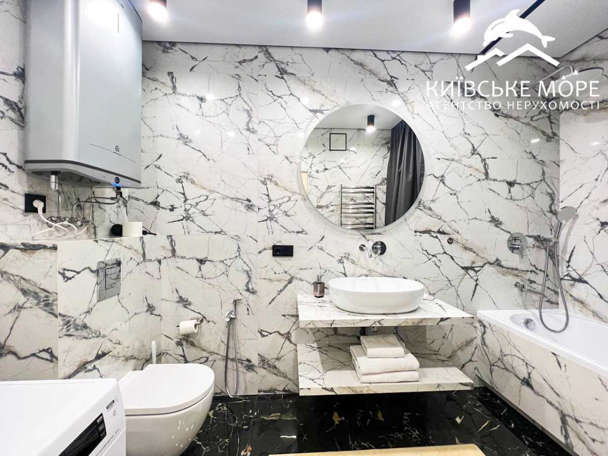 Оренда 1-кімнатної квартири 35 м², Князя Романа Мстиславича, 22А